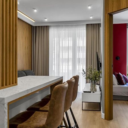 Lotnisko Chopina Modern Apartment Варшава Экстерьер фото