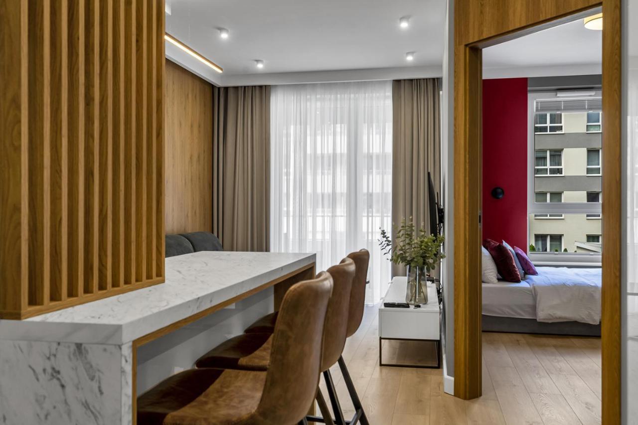 Lotnisko Chopina Modern Apartment Варшава Экстерьер фото