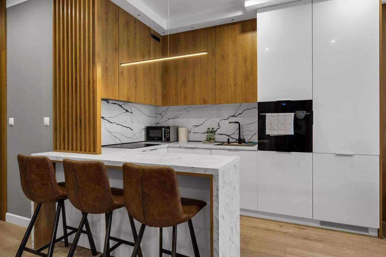 Lotnisko Chopina Modern Apartment Варшава Экстерьер фото
