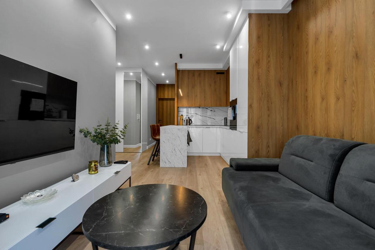Lotnisko Chopina Modern Apartment Варшава Экстерьер фото